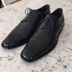 To Boot New York Cap Toe Oxford (size 10)